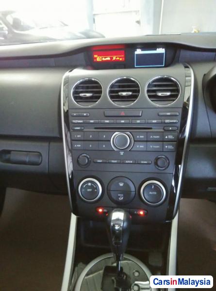 Mazda CX-7 Automatic 2010 - image 9