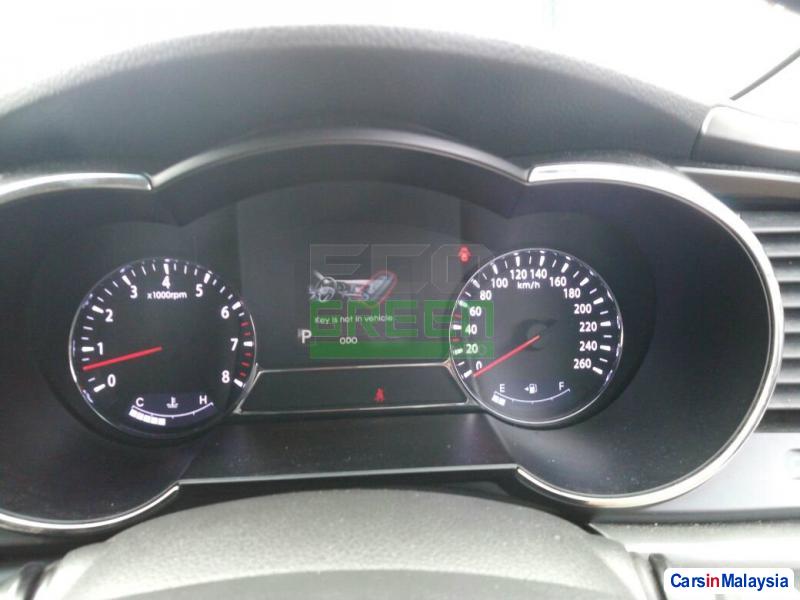 Kia Optima Automatic 2012 - image 9