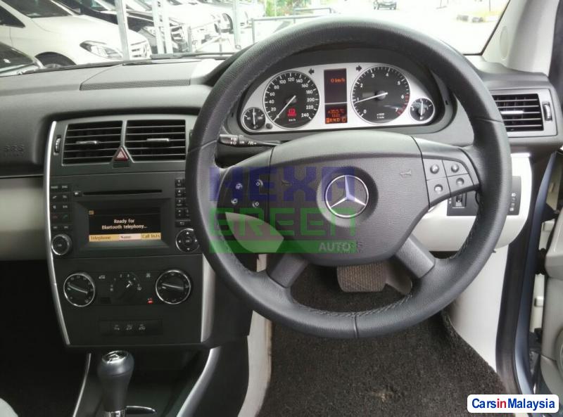 Mercedes Benz B170 Automatic 2008 - image 10