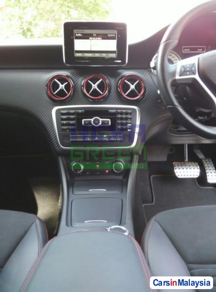 Mercedes Benz A-Class Automatic 2014 - image 10