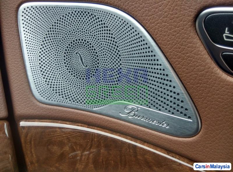 Mercedes Benz S420 Automatic - image 10
