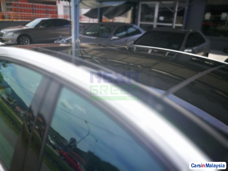 Mercedes Benz E300 Automatic 2015 - image 10