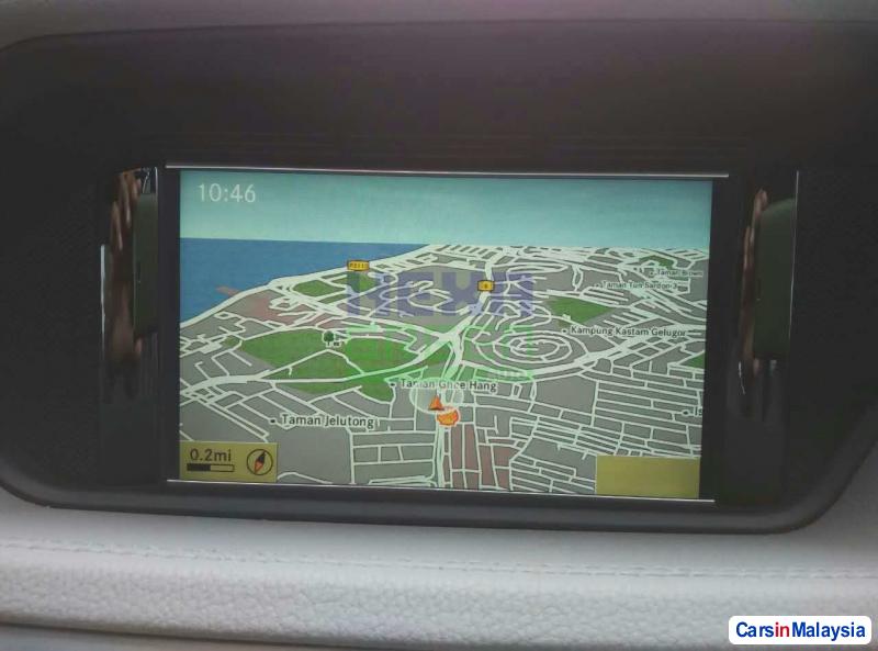 Mercedes Benz E200 Automatic 2007 - image 11