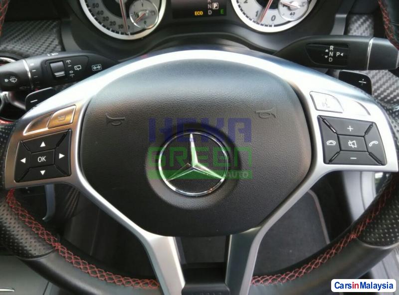 Mercedes Benz A-Class Automatic 2014 - image 11