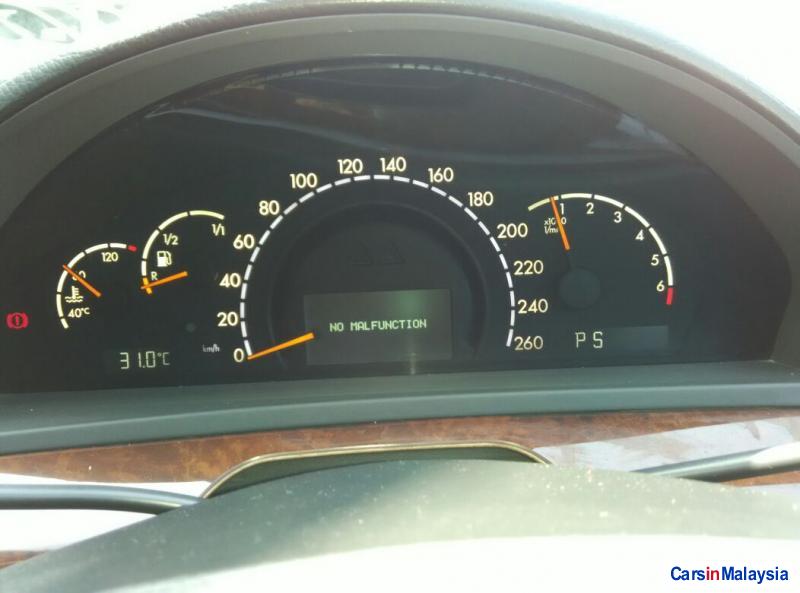 Mercedes Benz S320 CDI Automatic 2001 - image 11