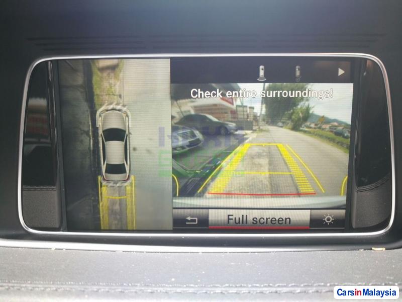 Mercedes Benz E300 Automatic 2015 - image 11