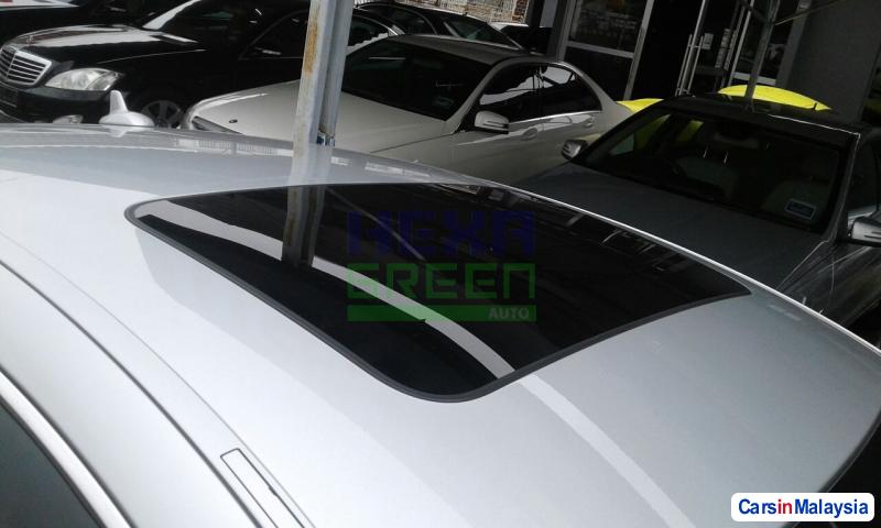 Mercedes Benz CLS350 2012 - image 11