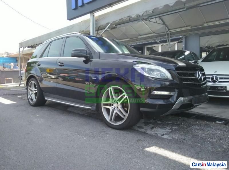 Pictures of Mercedes Benz ML350 Automatic 2012
