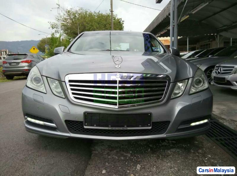 Mercedes Benz E200 Automatic 2007
