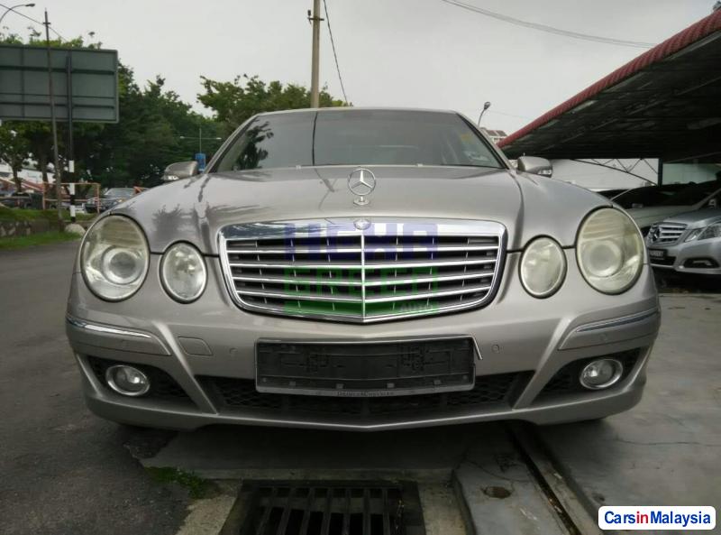 Mercedes Benz E200 Automatic 2007