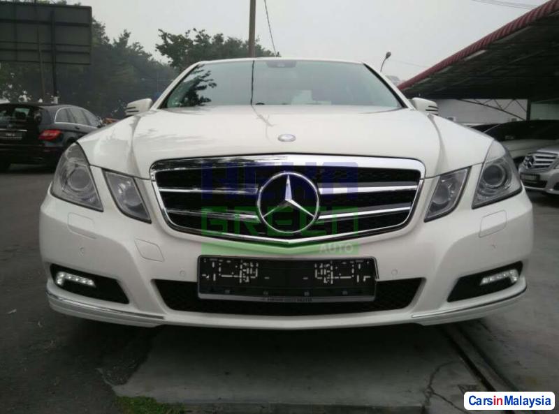 Mercedes Benz E200 Automatic 2010