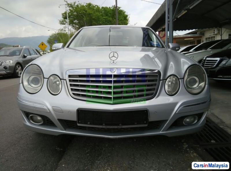 Mercedes Benz E200K Automatic 2007