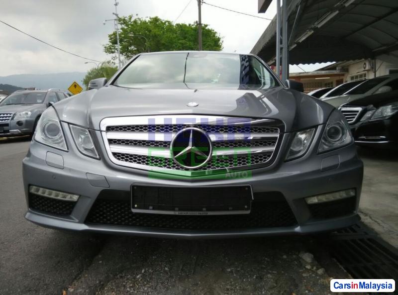 Mercedes Benz E200 Automatic 2009