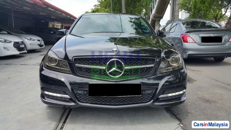 Mercedes Benz C-Class Semi-Automatic 2012