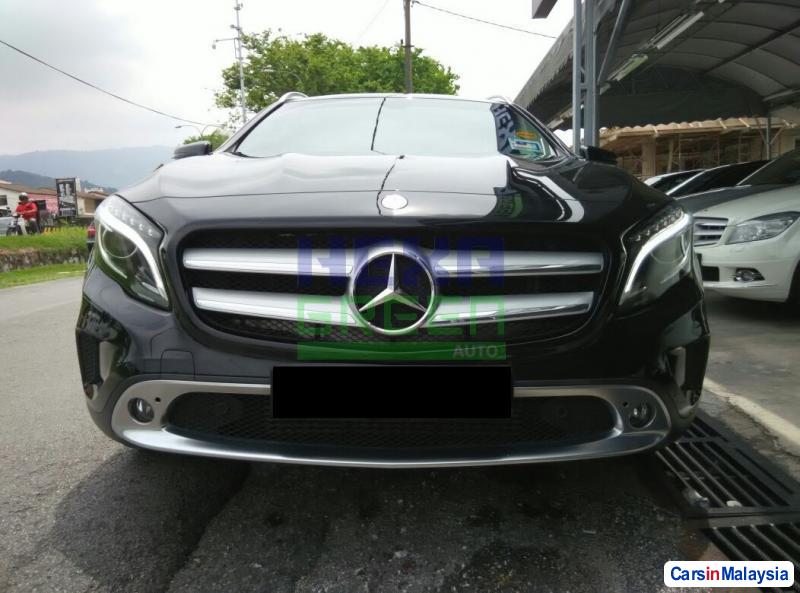 Mercedes Benz GLA200 Automatic 2014