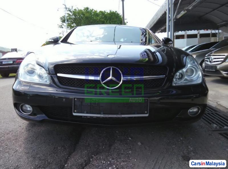 Mercedes Benz CLS350 Automatic 2005 - image 2