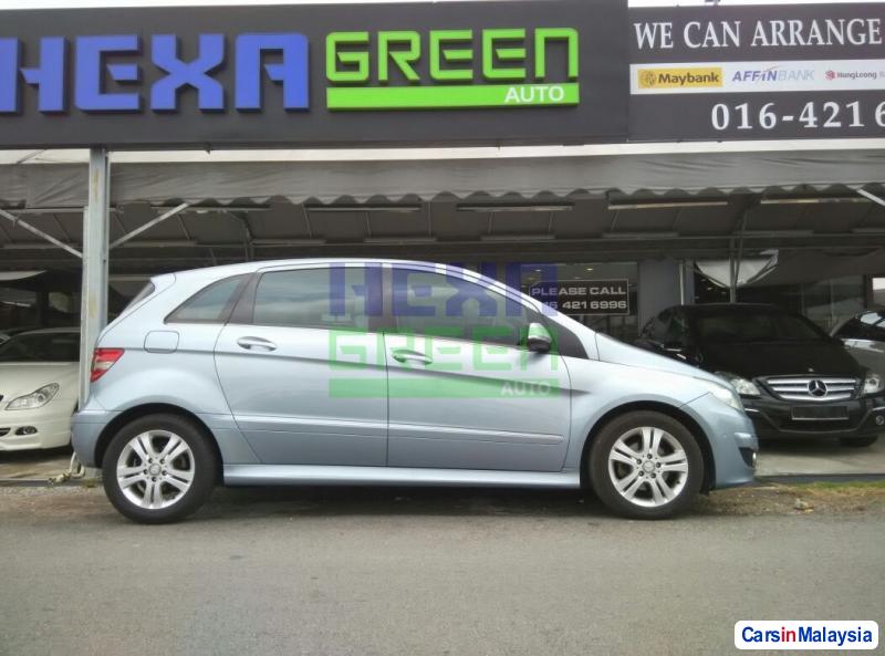 Mercedes Benz B170 Automatic 2008 - image 3