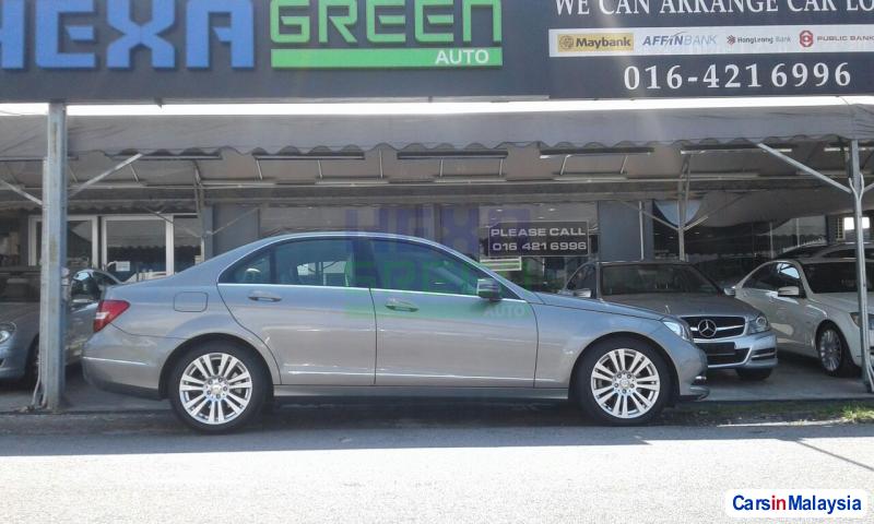 Mercedes Benz C-Class 2013 - image 3