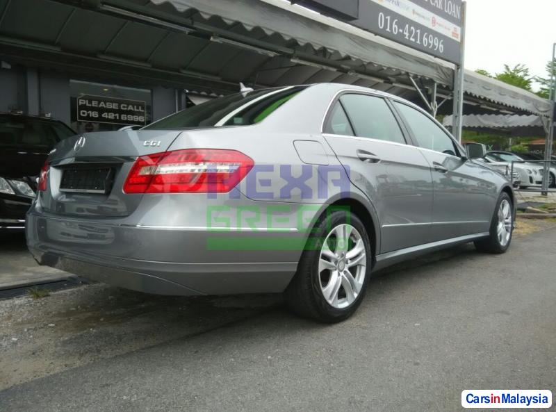 Mercedes Benz E200 Automatic 2009 in Malaysia