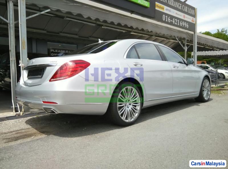 Mercedes Benz S420 Automatic in Malaysia