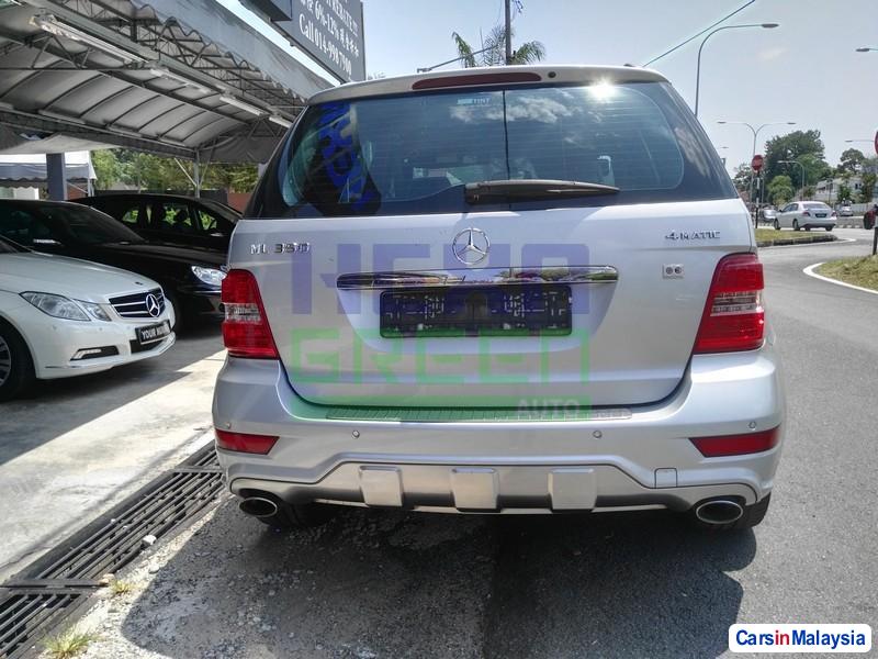 Mercedes Benz ML350 Automatic 2009 - image 5