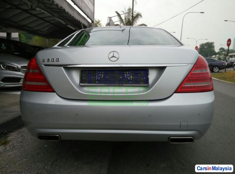 Mercedes Benz S300L Automatic 2011 - image 5