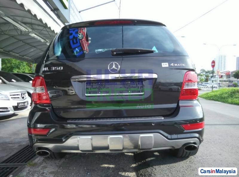 Mercedes Benz ML350 Automatic 2010 - image 5