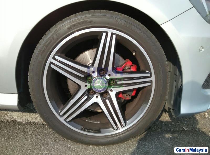 Mercedes Benz A-Class Automatic 2013 - image 6