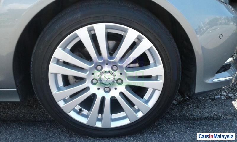 Mercedes Benz C-Class 2013 - image 6