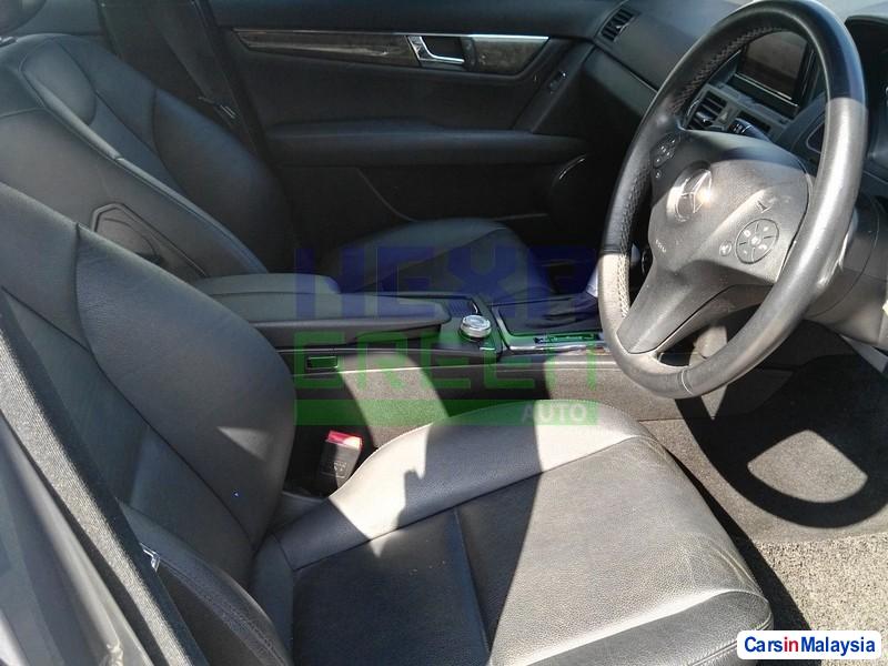 Mercedes Benz C-Class Automatic 2009 in Penang - image