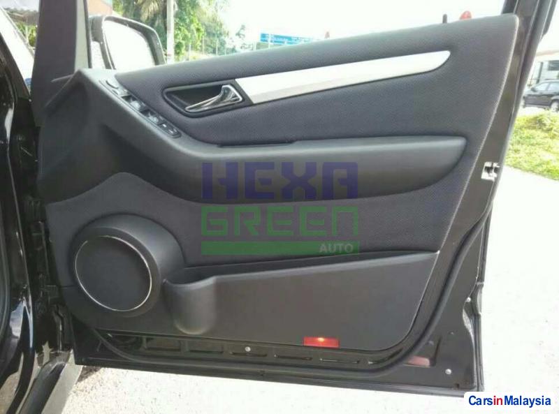 Mercedes Benz B170 Semi-Automatic 2008 - image 7