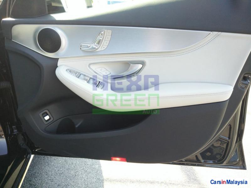 Mercedes Benz C-Class Automatic 2015 - image 7