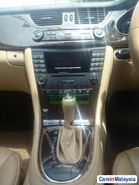 Mercedes Benz CLS350 Automatic 2006 in Malaysia - image