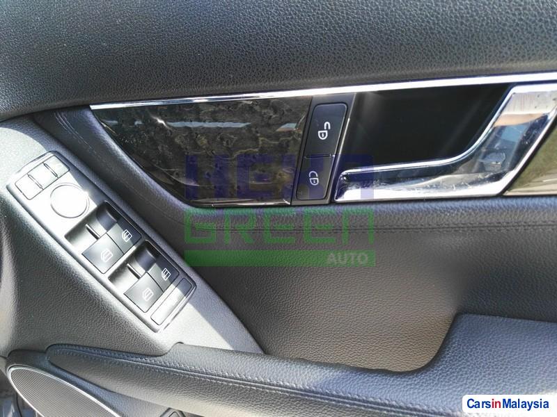 Mercedes Benz C-Class Automatic 2009 in Malaysia - image