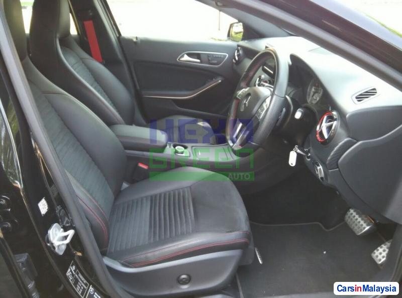 Mercedes Benz A-Class Automatic 2014 - image 8