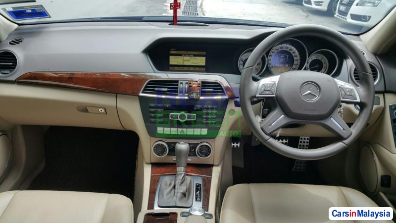 Mercedes Benz C-Class Semi-Automatic 2012 in Malaysia - image