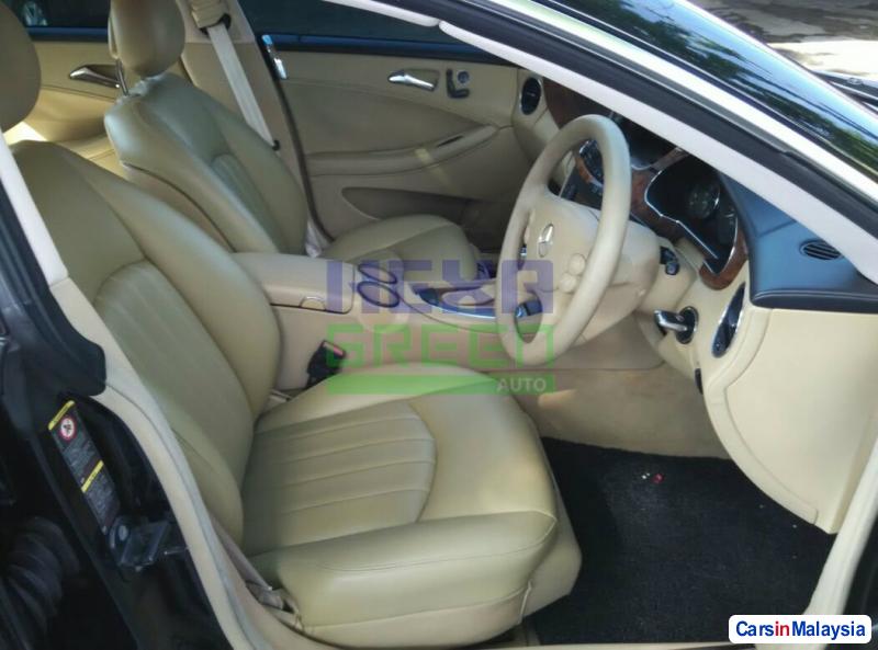 Mercedes Benz CLS350 Automatic 2005 - image 8