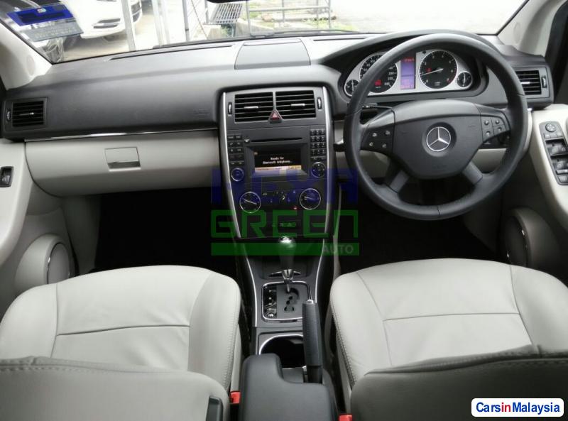 Mercedes Benz B170 Automatic 2008 - image 9