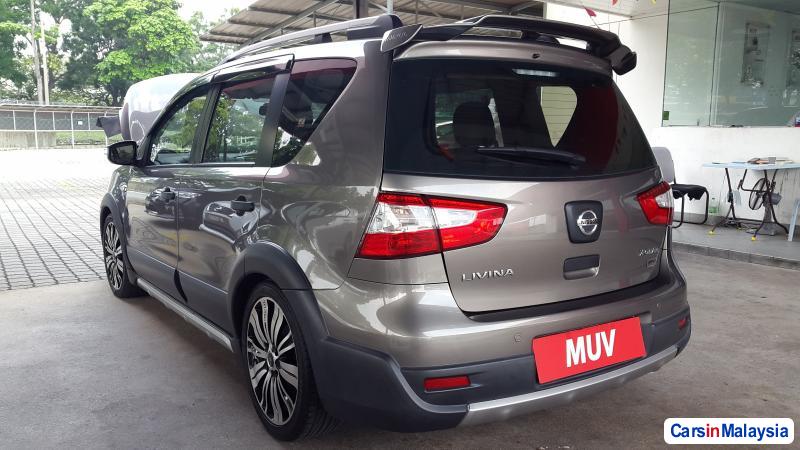 Nissan Livina X-Gear Automatic 2014 - image 2