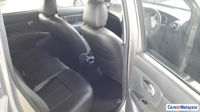 Nissan Livina X-Gear Automatic 2014 - image 5