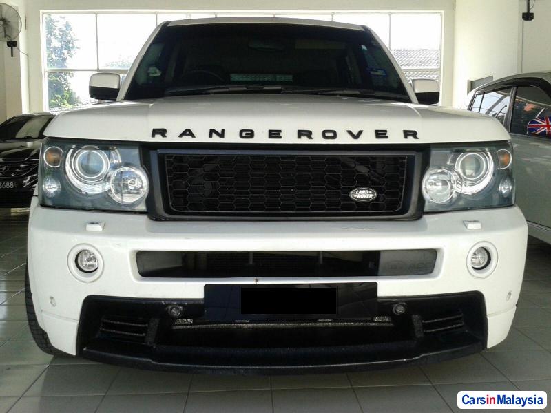 Land Rover Range Rover 2011 - image 2