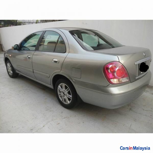 Nissan Sentra Automatic 2005 - image 2