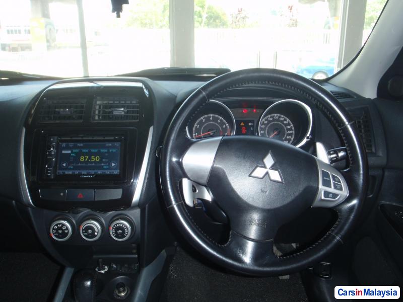Mitsubishi ASX 2010 - image 3