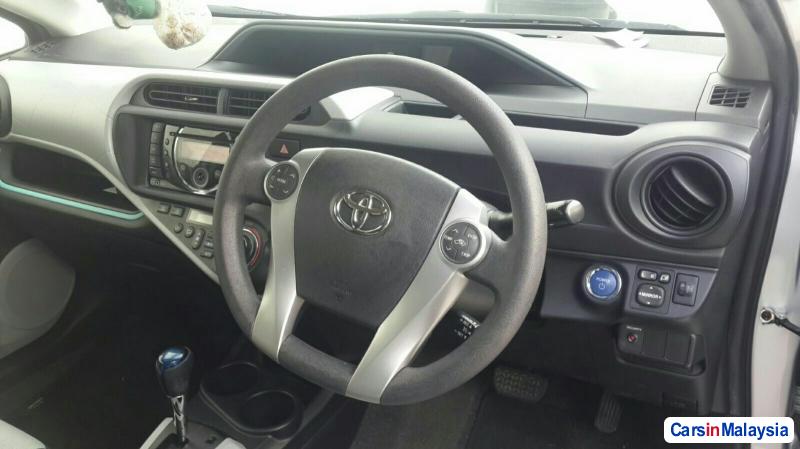 Toyota Prius 2012 in Kuala Lumpur
