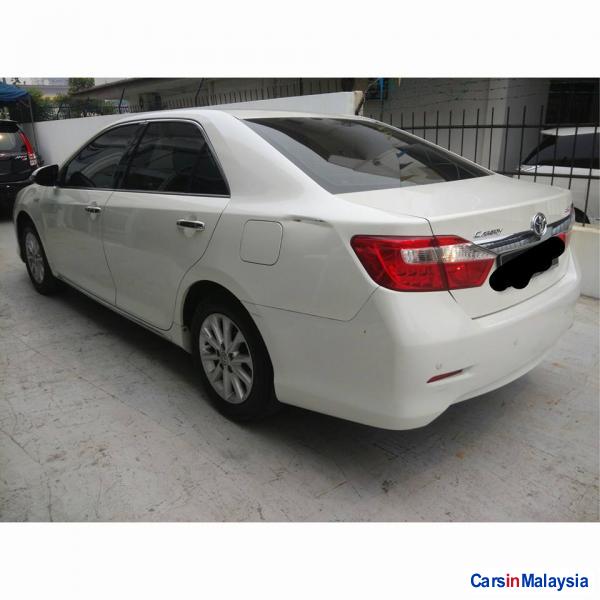Toyota Camry Automatic 2012 - image 3
