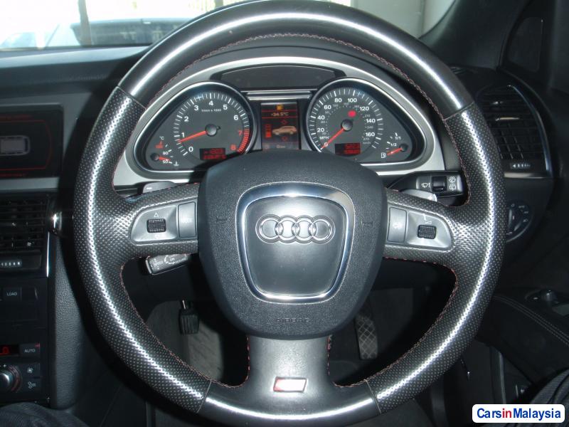 Picture of Audi Q7 2010 in Kuala Lumpur