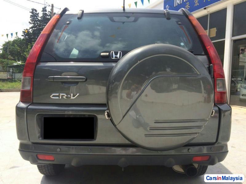 Honda CR-V Automatic 2004 - image 2