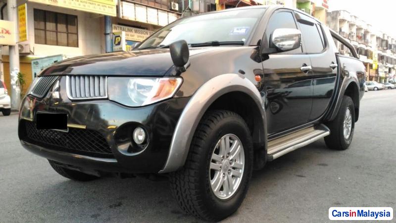 Mitsubishi Triton Automatic 2007