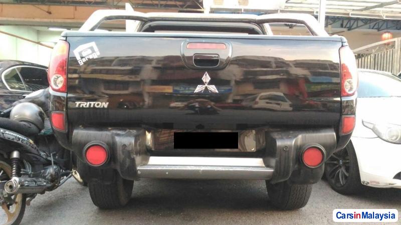 Mitsubishi Triton Automatic 2007 in Malaysia