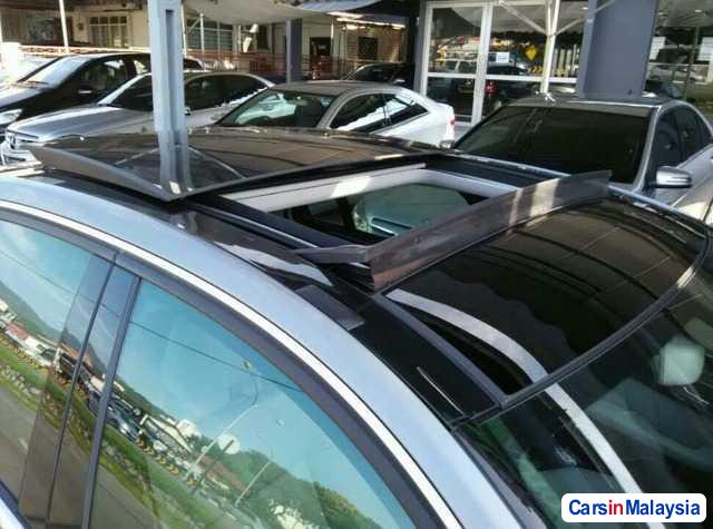 Mercedes Benz 300D Automatic 2010 in Penang